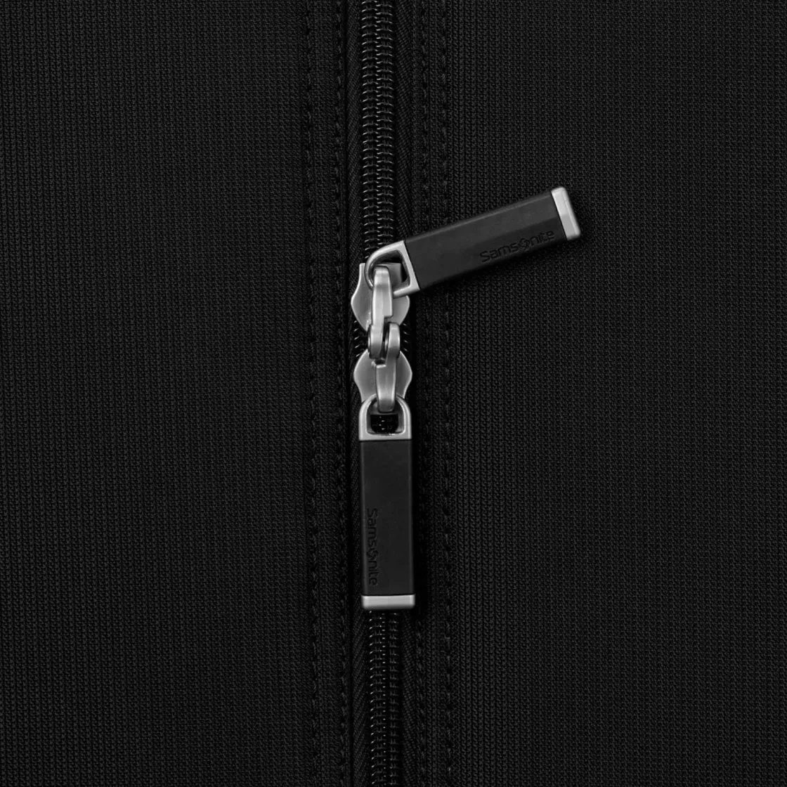 Outlet Samsonite Silhouette 18 Softside Garment Bag Spinner Black