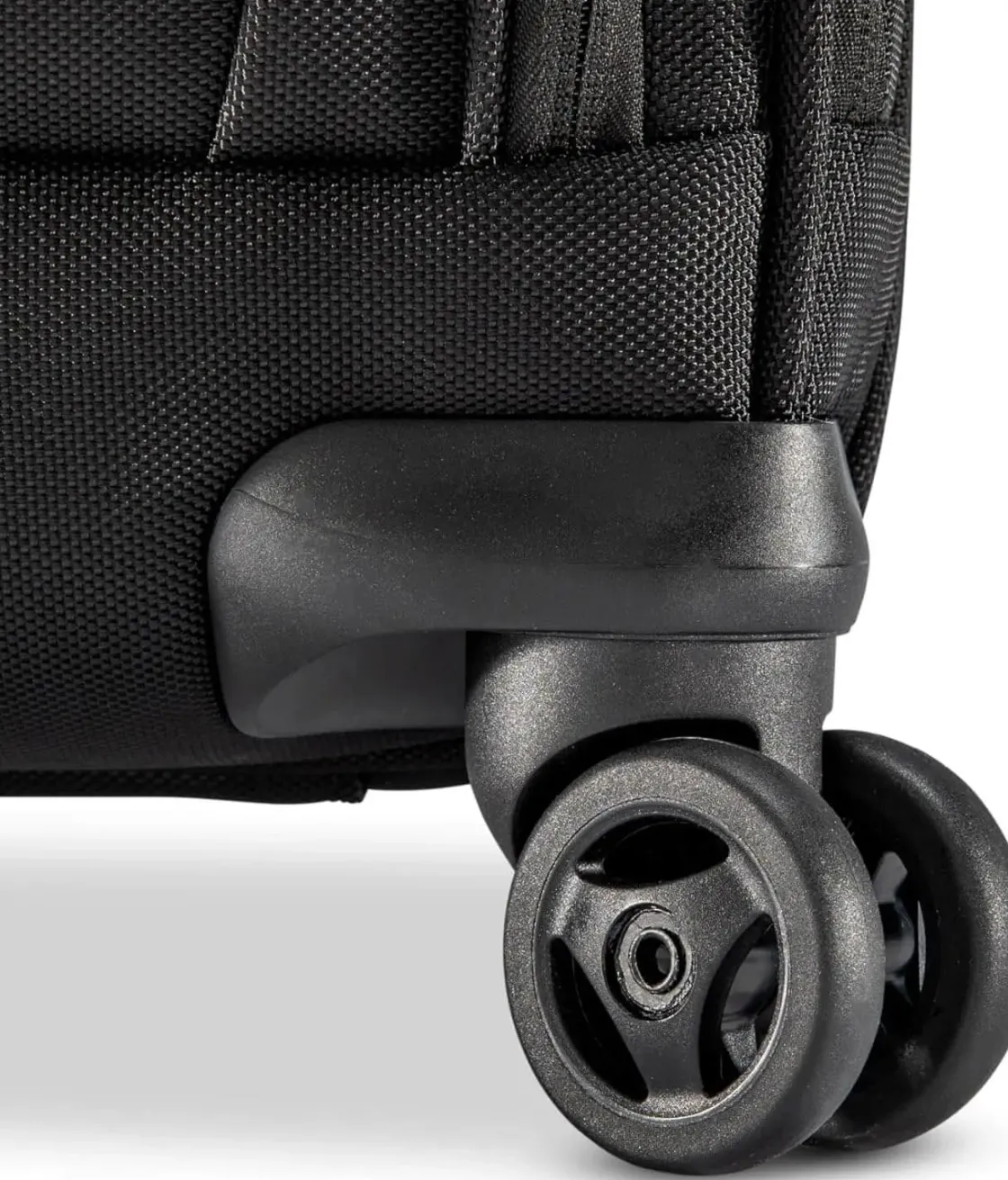 Hot Samsonite Xenon 4.0 Spinner Mobile Office Black