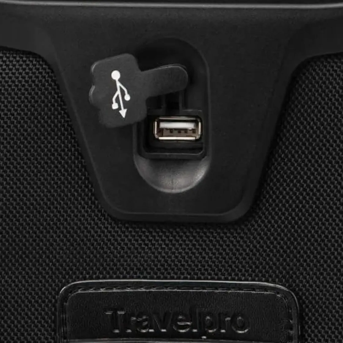 New Travelpro Platinum Elite 20" Business Plus CarryOn