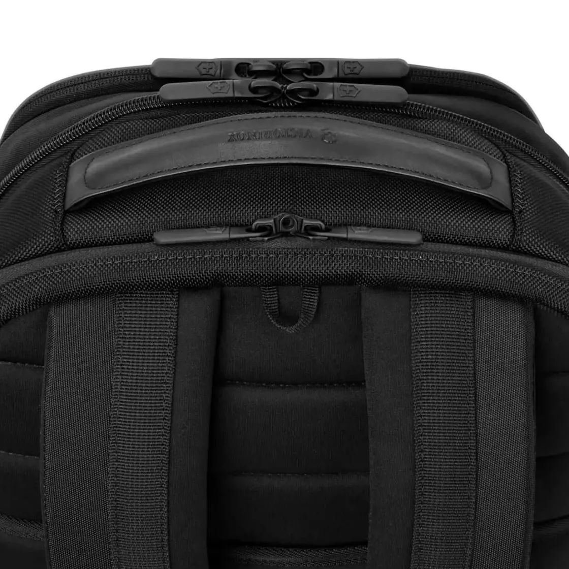 Outlet Victorinox Altmont Professional Essentials Laptop Backpack Black